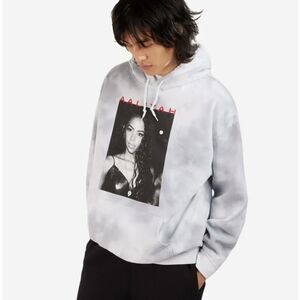 Aaliyah Hoodie Size Small NEW!  Unisex Oversized